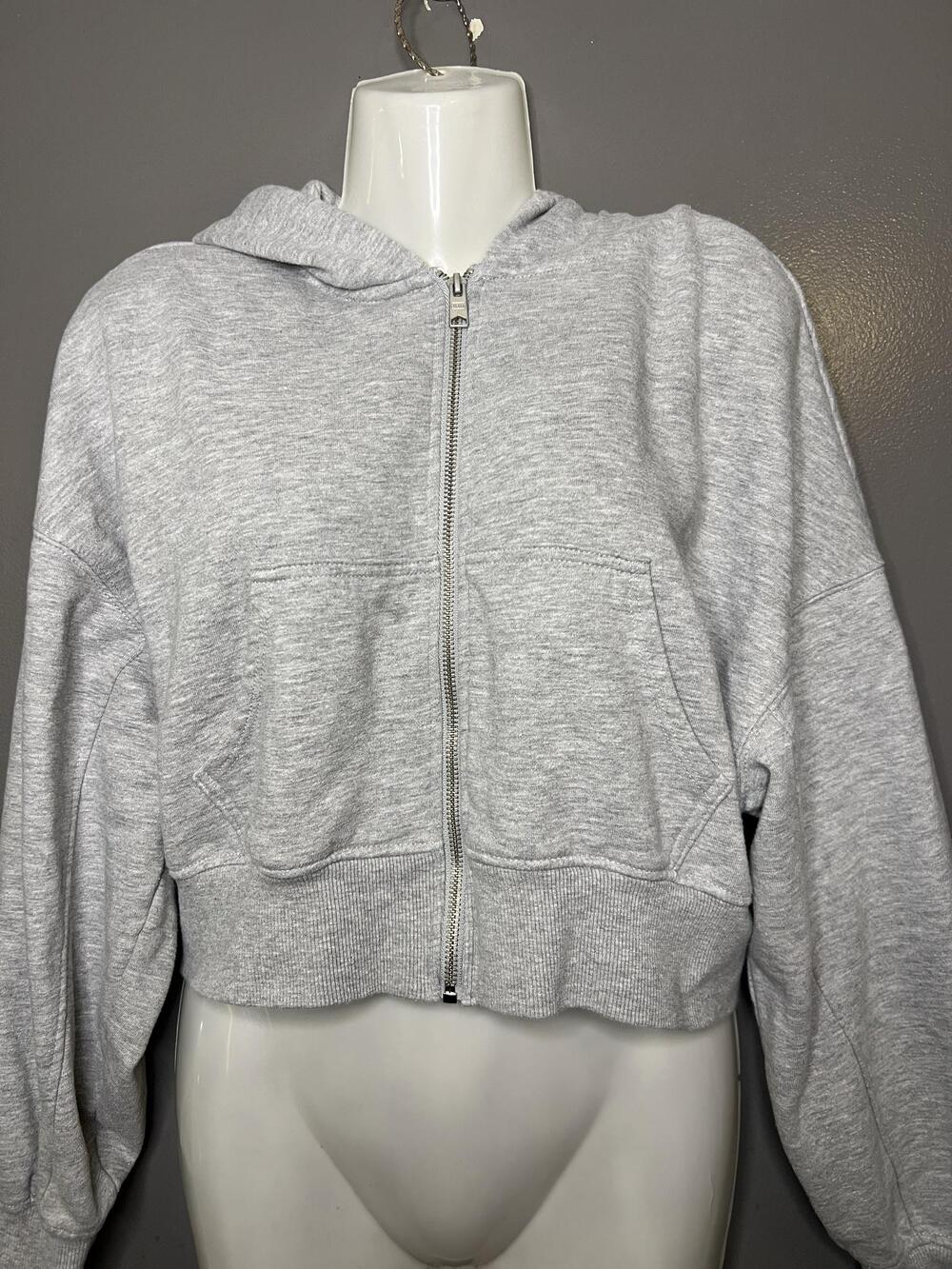 Garage Hoodie Sweatshirt Womens Medium Gray Full Zip Cropped Soft Fleece